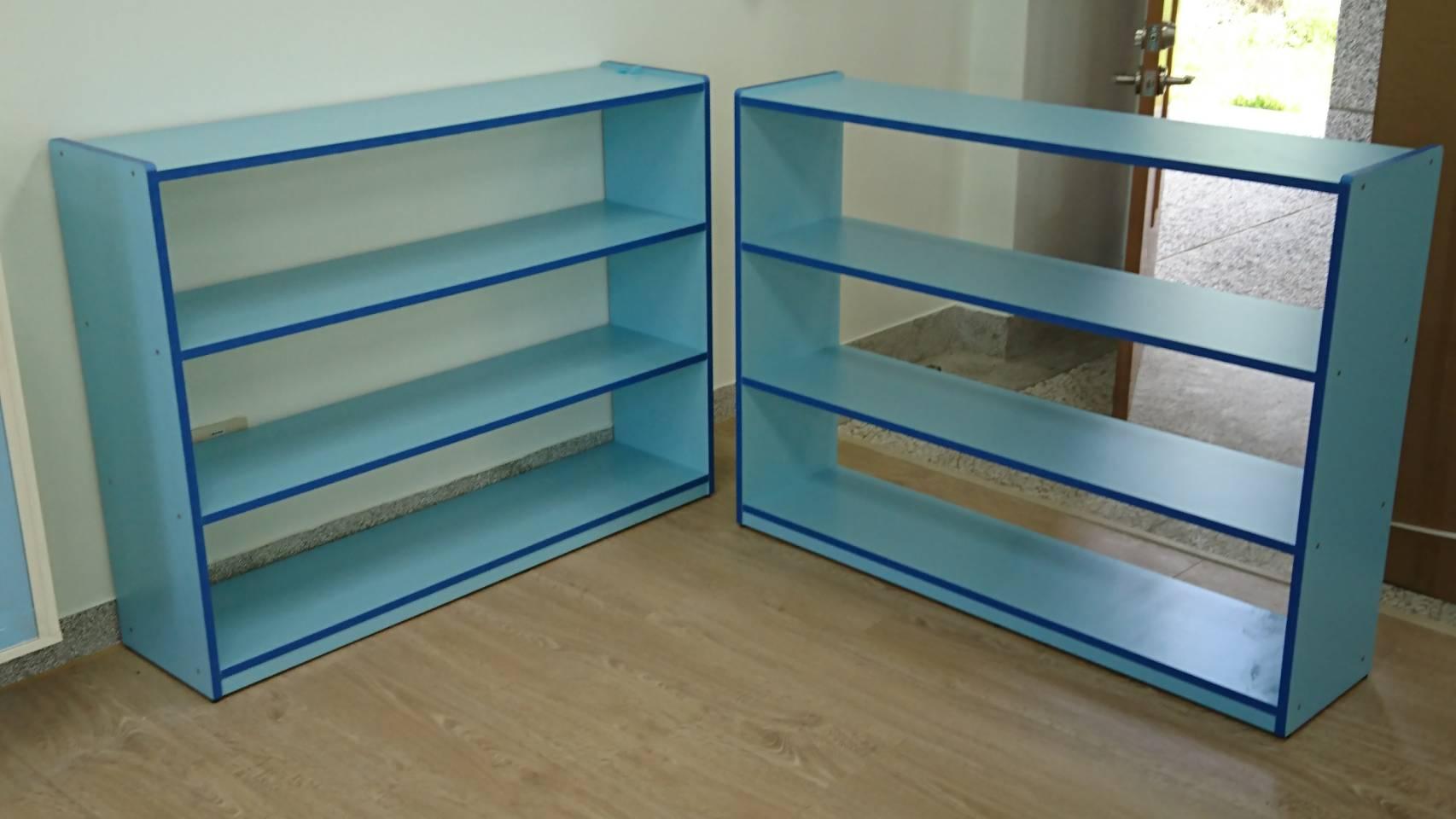 1.3簍空式教具櫃