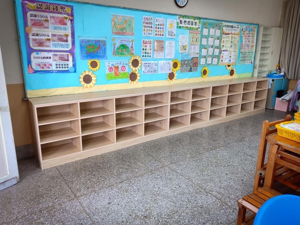 15.4 國小書包櫃(30人)