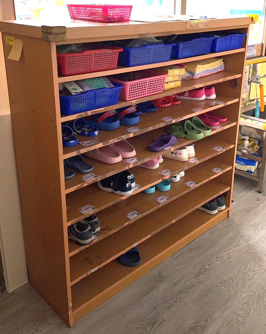 17.5 工作鞋櫃(幼兒)