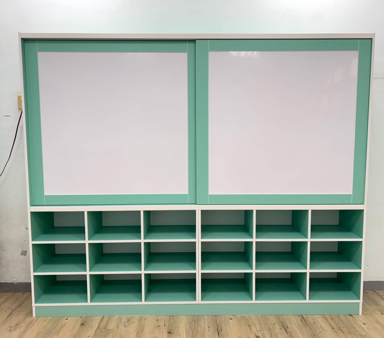 9.6 白板書包櫃