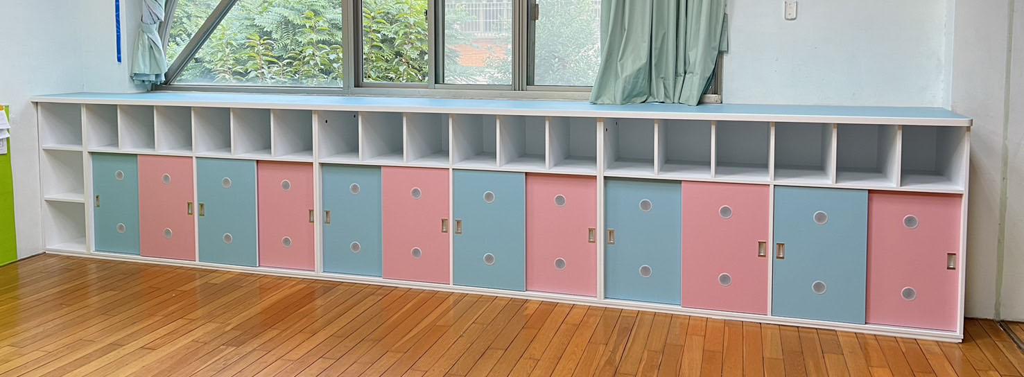 17.1 工作棉被櫃