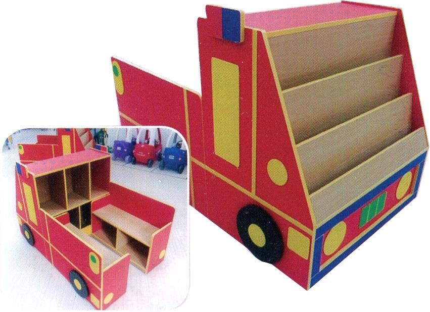 15.1 B132消防車書櫃