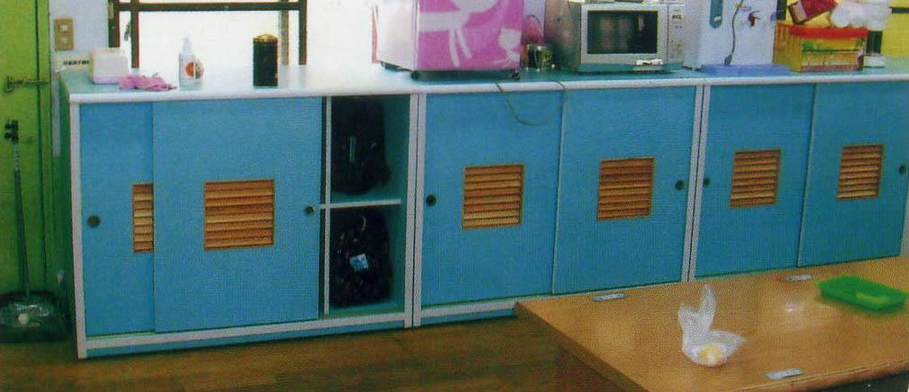 13.4 A100加厚板8格百葉棉被櫃