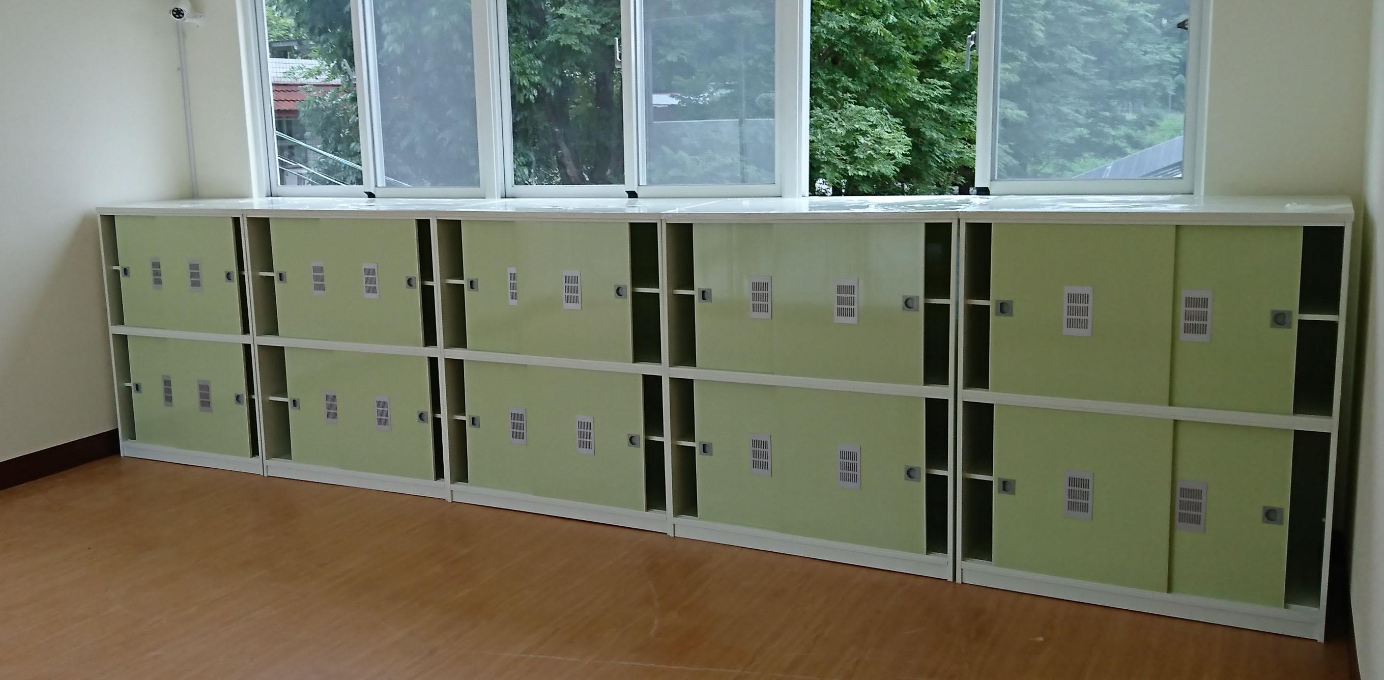 25.2 8人份棉被櫃