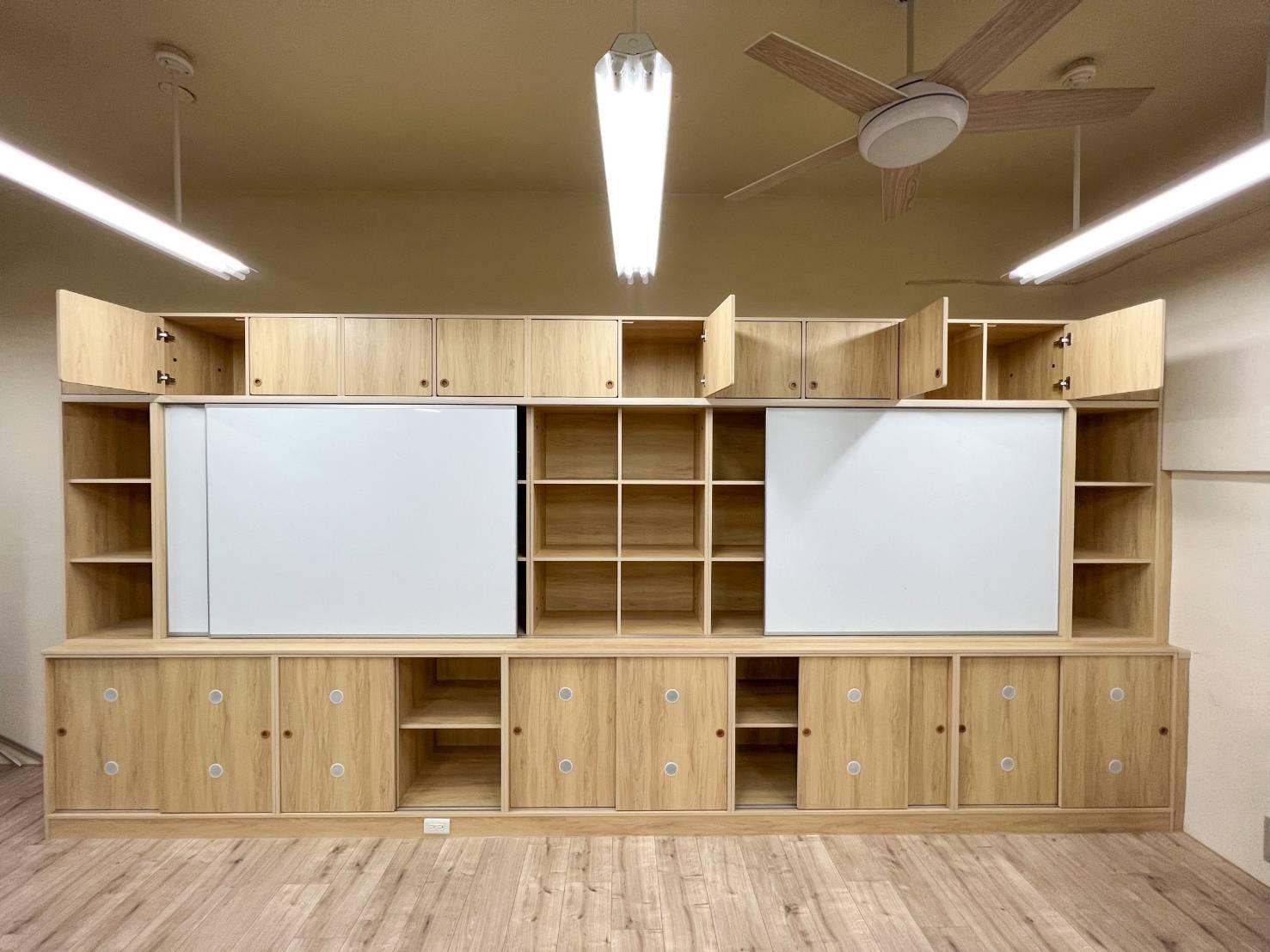 13.2 白板綜合櫃