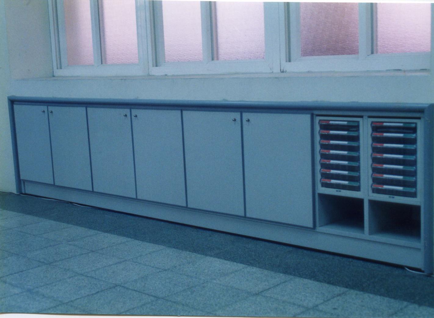 11.5 窗台資料櫃