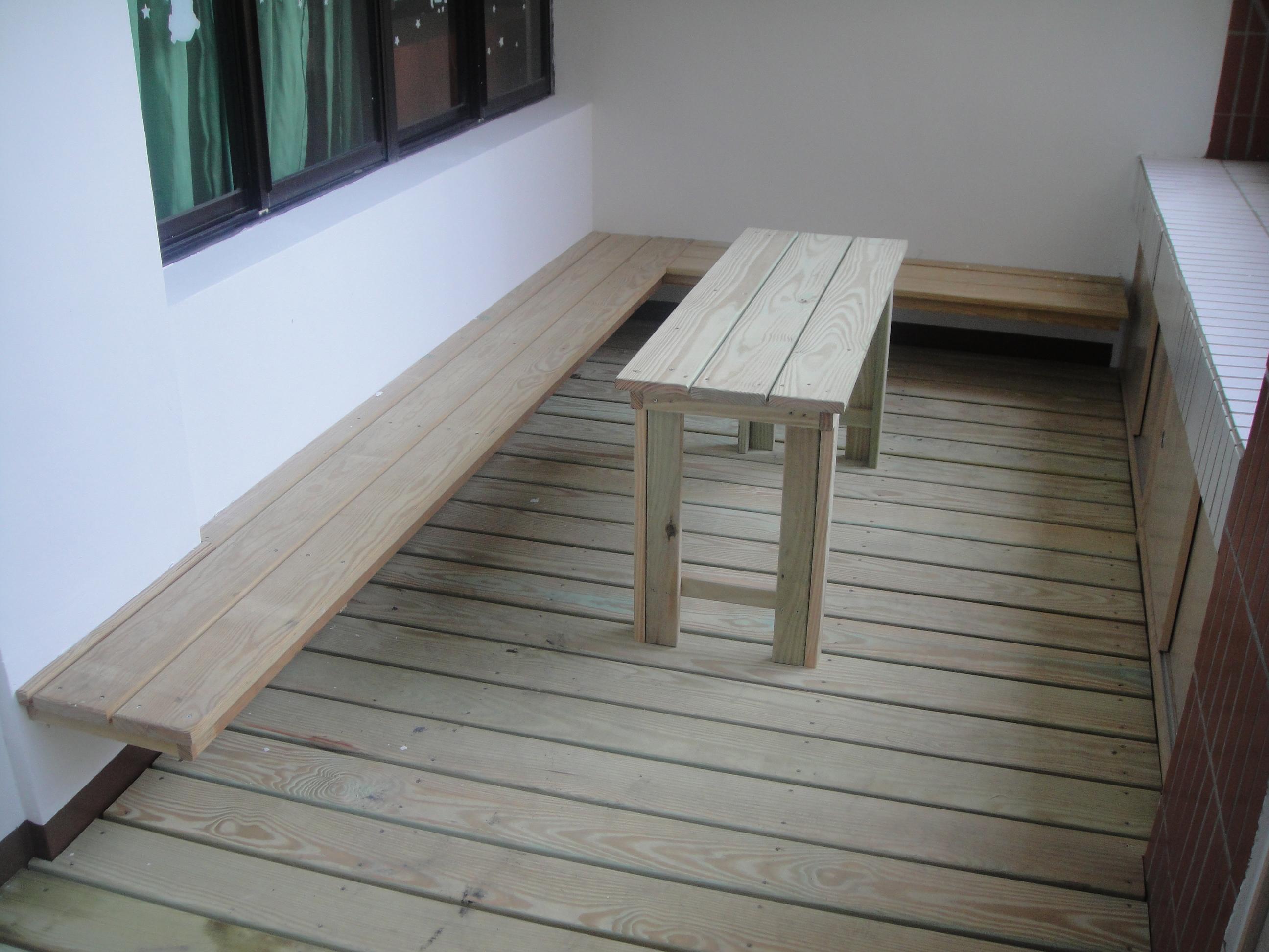 15.4 戶外環木椅