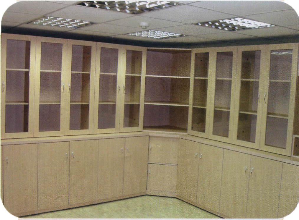 13.6 辦公綜合櫃