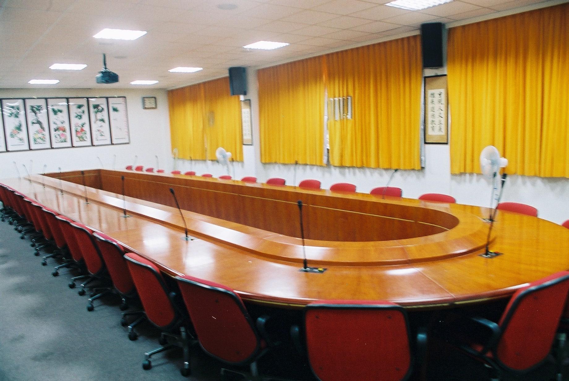 11.1 組合式會議桌