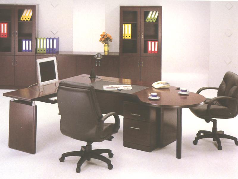 13.6 校長主管桌