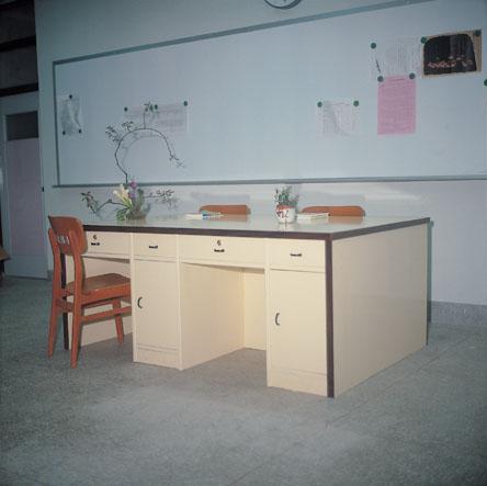 31.4 辦公桌實例(塑鋼)