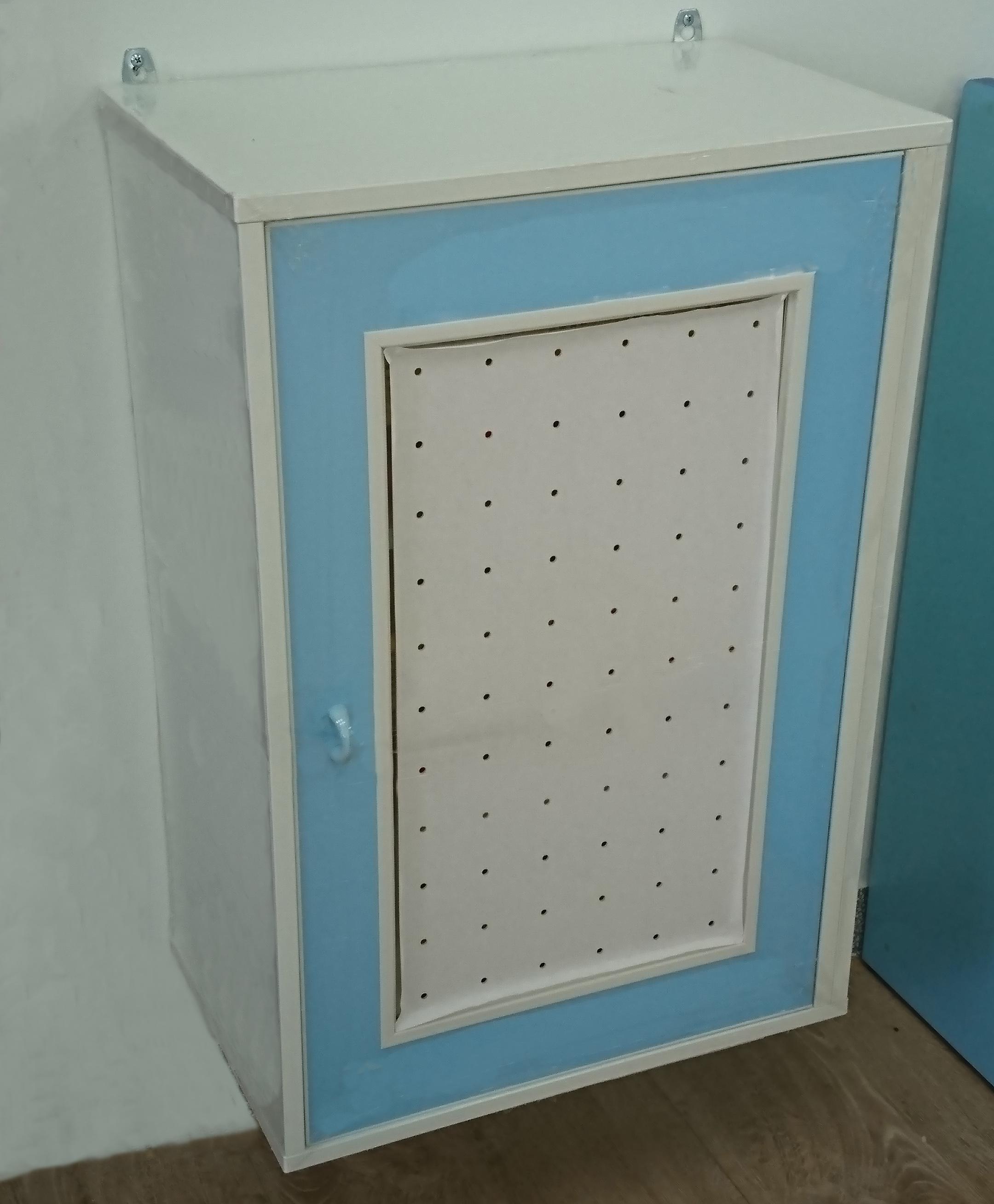 23.6 塑鋼茶杯櫃