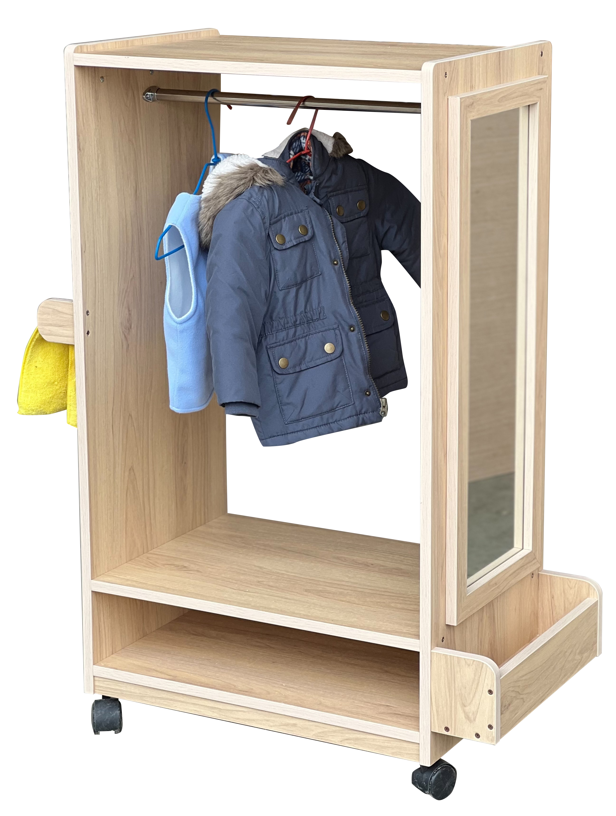 3.1 變裝櫃(附輪吊衣櫃)