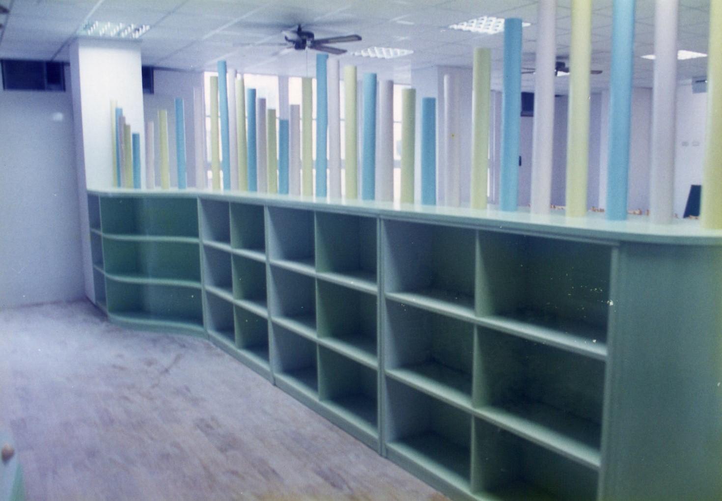 29.5 塑鋼圖書組合座
